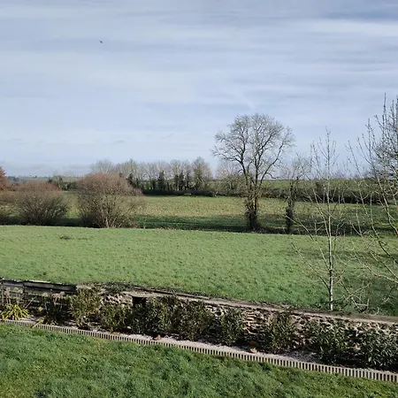 Le Cardoué, Gíte Au Cœur Du Bocage Vendéen Proche Puy Dufou