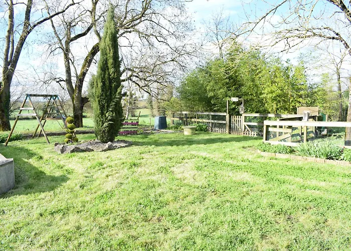 Le Cardoué, Gíte Au Cœur Du Bocage Vendéen Proche Puy Dufou Alojamento de Acomodação e Pequeno-almoço