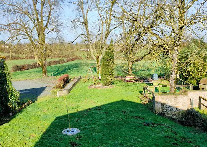 Le Cardoué, Gíte Au Cœur Du Bocage Vendéen Proche Puy Dufou * Chantonnay